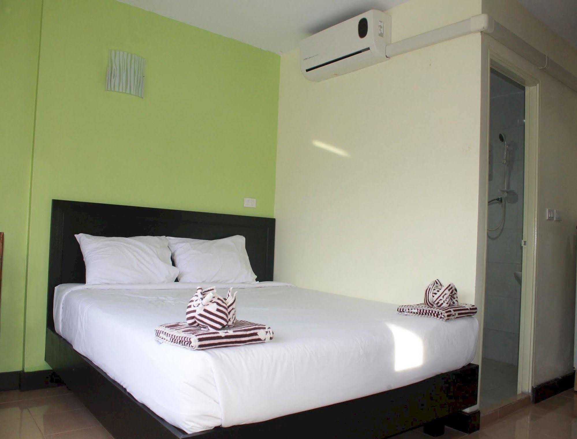 Ash Lodge Patong Dış mekan fotoğraf