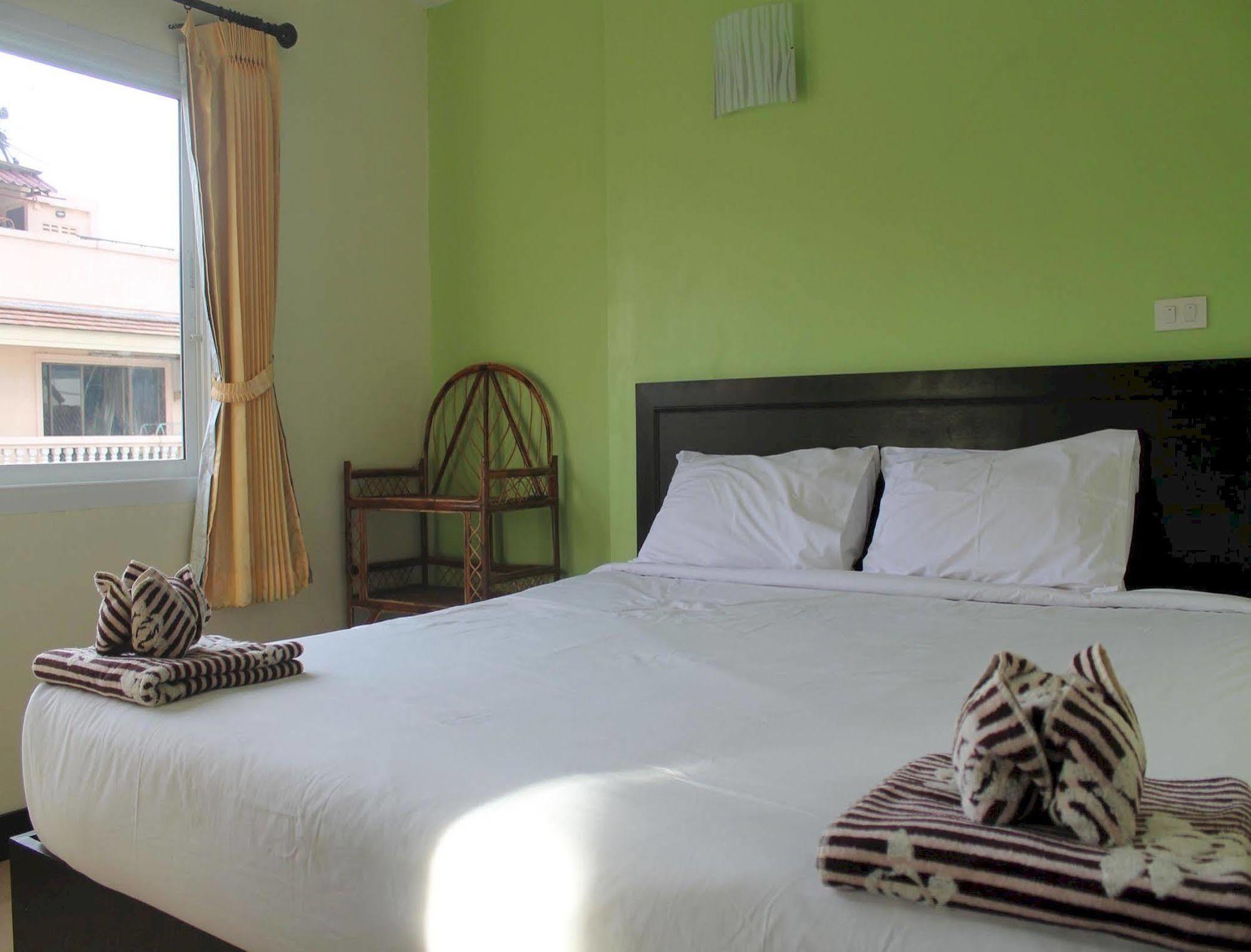 Ash Lodge Patong Dış mekan fotoğraf